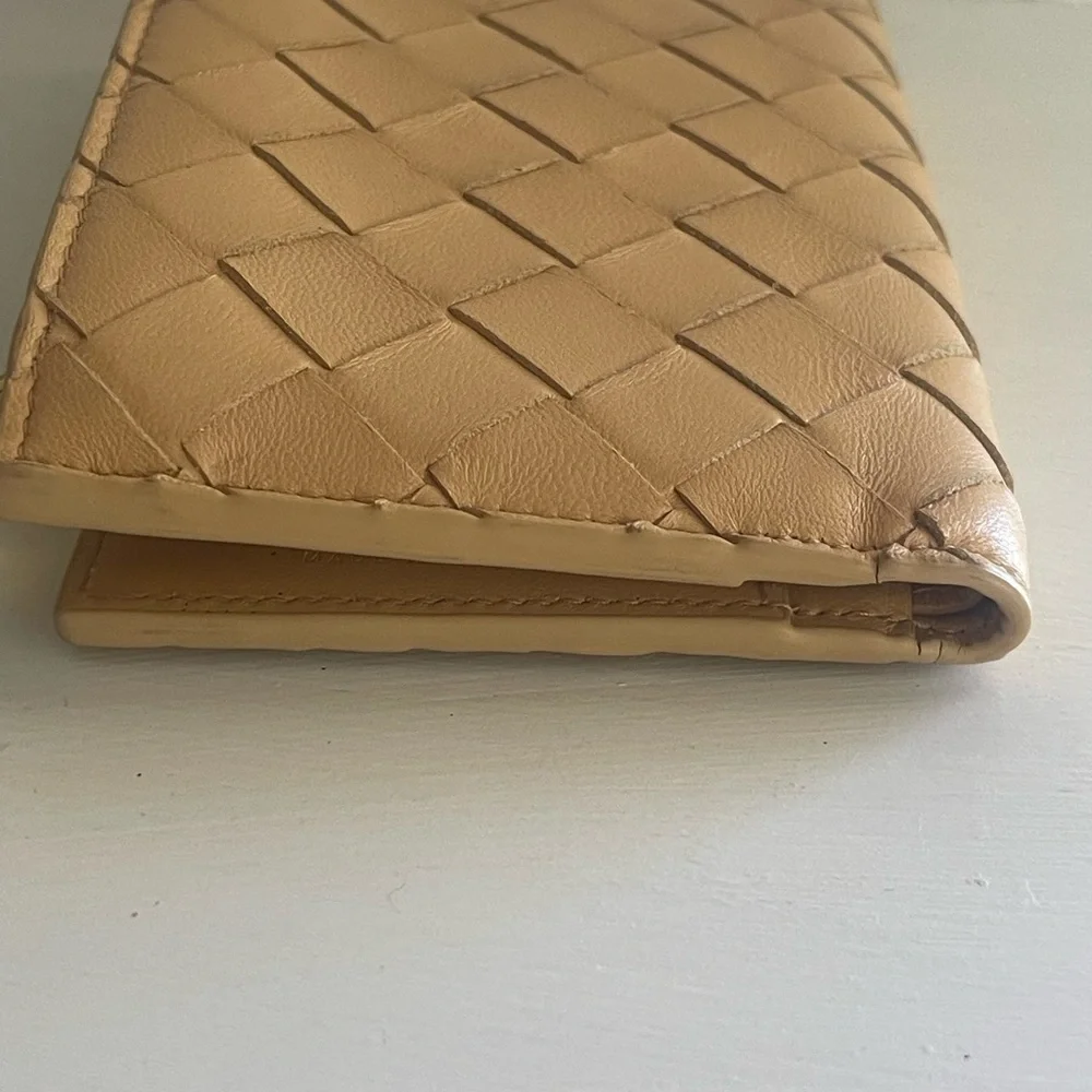 Bottega Veneta Pale Brown Intrecciato Bifold Wallet.